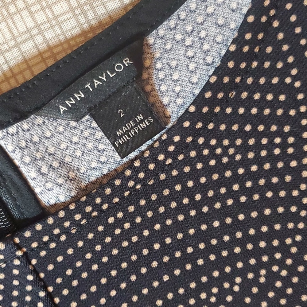 Ann Taylor Black Dotted Midi Dress Size 2 Long Sleeve Work Business Office Fall - Picture 4 of 11